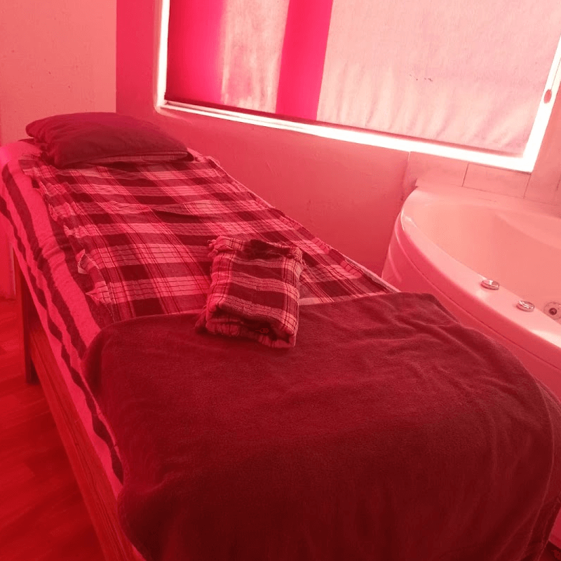Yabangülü Masaj Salonu