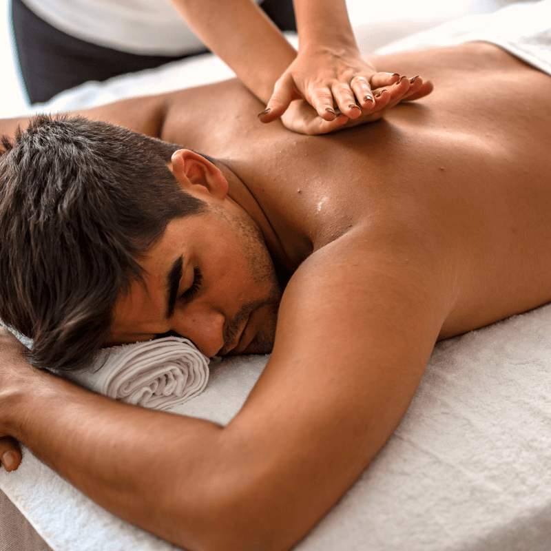 Klasik Masaj kasları gevşetir ve stresi azaltır.